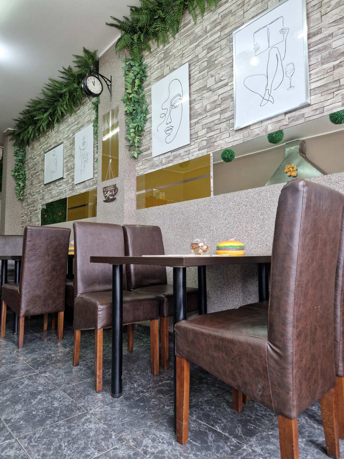 Njam Njam - Pizzeria & palačinkara